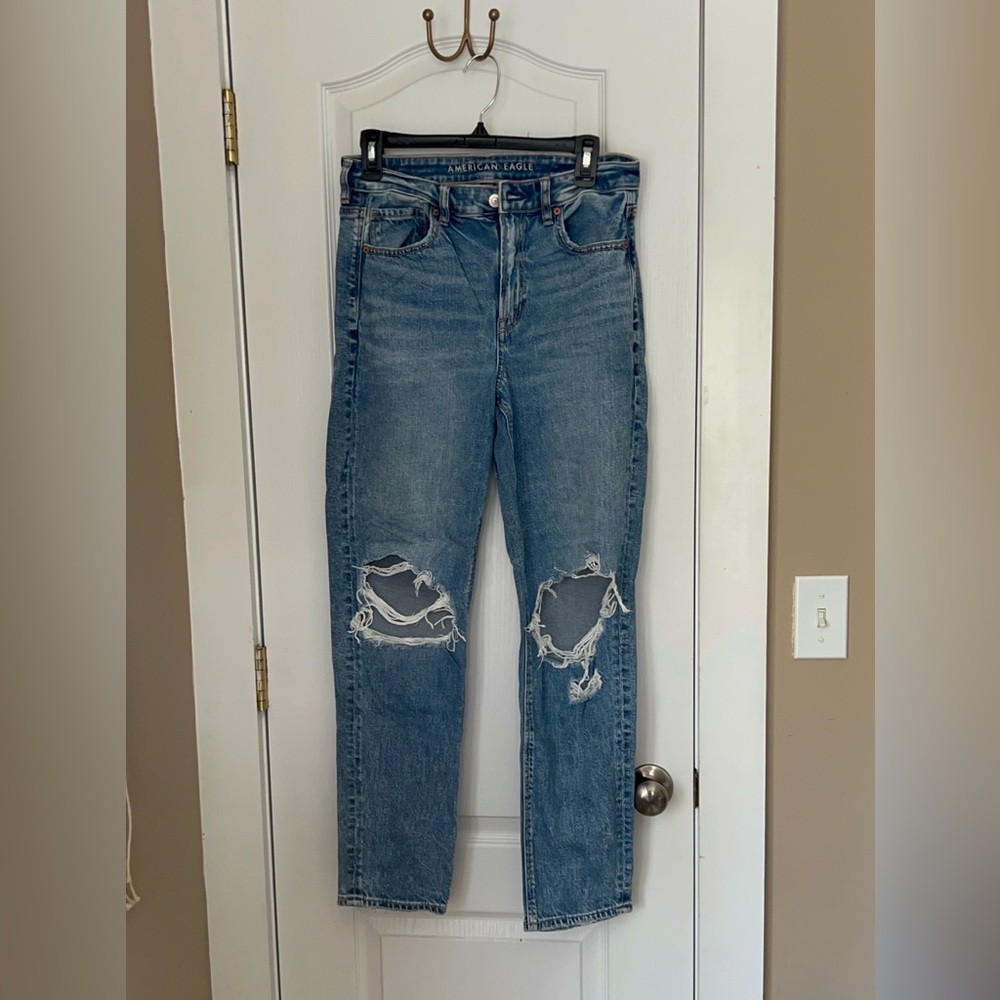 American Eagle Ripped Mom Jeans